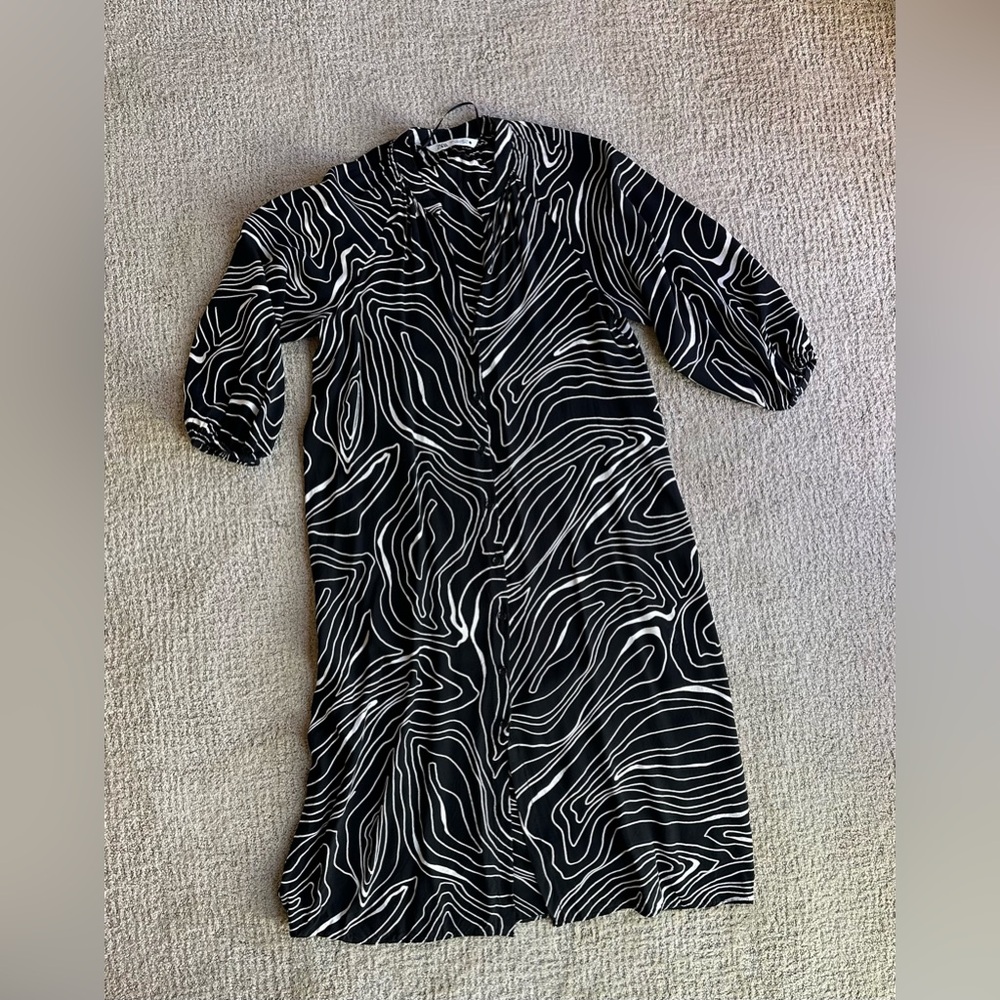 Zara black and white zebra swirl print button-front midi dress.